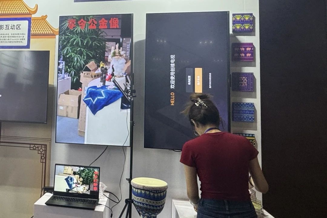 seamai 北京服装学院师生团队